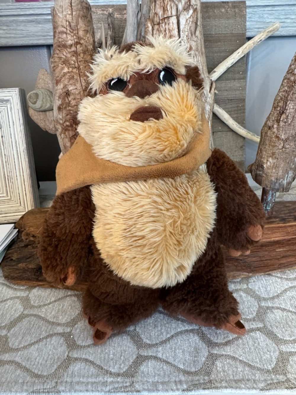 Disney Parks Star‎ Wars Wicket W. Warrick Ewok plush toy